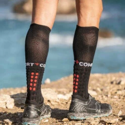 Compressport Full Run Compression Socks - Black -RunGear Elite 024003126 compressport full socks run with compression black 4 823449