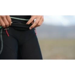 Zone3 Lycra Fuel Pouch Race Belt - Black/white/gold -RunGear Elite 163990 04 d 293992