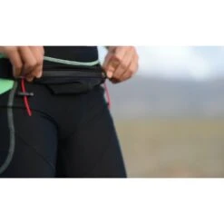 Zone3 Lycra Fuel Pouch Race Belt - Black/white/gold -RunGear Elite 163990 05 d 293993