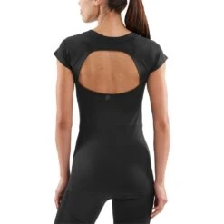 SKINS Ultimate Compression T-Shirt Women - Black -RunGear Elite 305875 04 d 627628