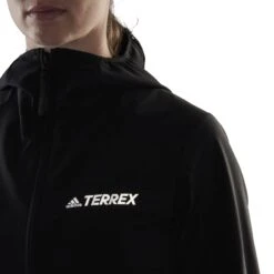 Adidas TERREX Multi Softshell Jacket Women - Black/black H53400 -RunGear Elite adidas frauen terrex multi primegreen softshell jacket black black h53400 1 1128945