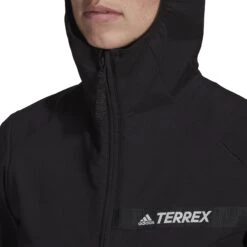 Adidas TERREX Multi Softshell Jacket Women - Black/black H53400 -RunGear Elite adidas frauen terrex multi primegreen softshell jacket black black h53400 5 1128941
