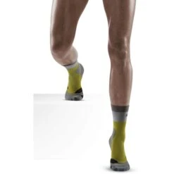 CEP Hiking Light Merino Mid Cut Compression Socks Women - Olive/grey -RunGear Elite cep hiking light merino mid cut compression socks women olive grey 1 1555599