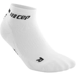 CEP The Run Low Cut Compression Socks V4 Women - White -RunGear Elite cep the run low cut compression socks v4 white 2 1114742