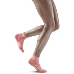 CEP The Run Low Cut Compression Socks V4 Women - Rose -RunGear Elite cep the run low cut compression socks v4 women rose 1 1553612