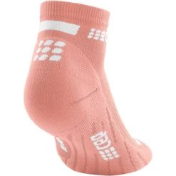 CEP The Run Low Cut Compression Socks V4 Women - Rose -RunGear Elite cep the run low cut compression socks v4 women rose 2 1114759