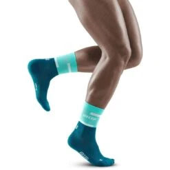 CEP The Run Mid Cut Compression Socks V4 - Ocean/petrol -RunGear Elite cep the run mid cut compression socks v4 ocean petrol 3 1553637