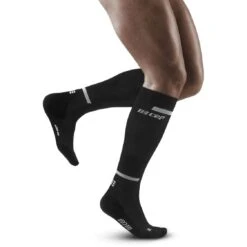CEP The Run Tall Compression Socks V4 - Black -RunGear Elite cep the run tall compression socks v4 black 3 1553761