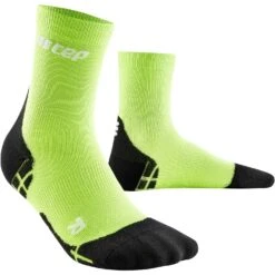 CEP Ultralight Short Compression Socks Women - Flash Green/black