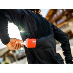 Compressport Hurricane Windproof Jacket Men - Black AM00165B -RunGear Elite compressport hurricane windproof jacket black 4 1452658