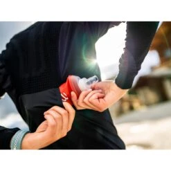 Compressport Hurricane Windproof Jacket Women - Black AW00122B -RunGear Elite compressport hurricane windproof jacket women black 2 1452665