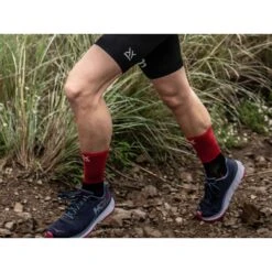 Compressport Mid Compression Socks - Black/red -RunGear Elite compressport mid compression socks black red 3 1452715