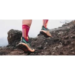 Compressport Pro Racing Compression Socks V4.0 Trail - Persian Red/blazing Orange 15 Compressport Pro Racing Compression Socks V4.0 Trail - Persian Red/blazing Orange -RunGear Elite compressport pro racing compression socks v4 1453099