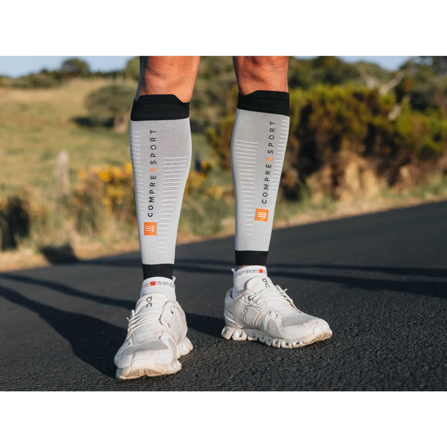 Compressport R2 3.0 Compression Calf Sleeves - Grey Melange/black 4 Compressport R2 3.0 Compression Calf Sleeves - Grey Melange/black - Image 4