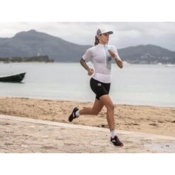 Compressport Run Under Control Compression Shorts Women - Black -RunGear Elite compressport run under control compression shorts women black 1 1453498