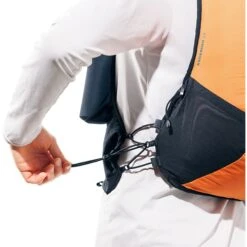 Deuter Ascender 7 Trailrunning Backpack - Saffron -RunGear Elite deuter ascender 7 trailrunning backpack saffron 6 1172126