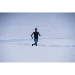 Endless Local Sella Performance Vest Women - Black/white -RunGear Elite endless local sella performance vest women black white 2 1281617