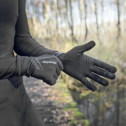 GripGrab Running UltraLight Touchscreen Gloves - Black 8 GripGrab Running UltraLight Touchscreen Gloves - Black -RunGear Elite gripgrab running ultralight touchscreen glove black 4 1079818