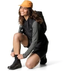 Houdini Pace Hybrid Vest Women - True Black -RunGear Elite houdini womens pace hybrid vest true black 10 1233321