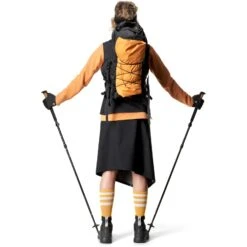 Houdini Pace Hybrid Vest Women - True Black -RunGear Elite houdini womens pace hybrid vest true black 14 1233325