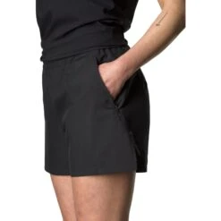 Houdini Pace Wind Shorts Women - True Black -RunGear Elite houdini womens pace wind shorts true black 7 1150700