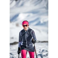 Loeffler Löffler Primaloft 60 Women's Vest - Black 990 -RunGear Elite loeffler vest pl60 women2 1325588