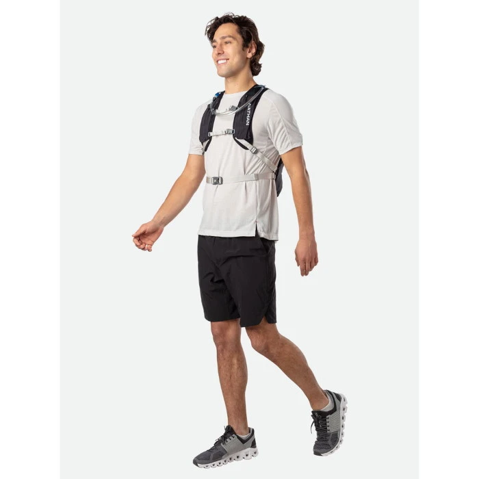 Nathan Sports Crossover Pack - 15L Hydration Pack - Black/Vapor Grey 9 Nathan Sports Crossover Pack - 15L Hydration Pack - Black/Vapor Grey - Image 9