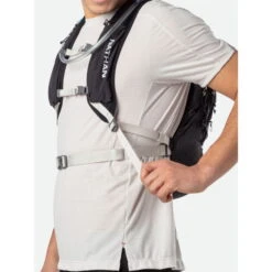 Nathan Sports Crossover Pack - 15L Hydration Pack - Black/Vapor Grey 16 Nathan Sports Crossover Pack - 15L Hydration Pack - Black/Vapor Grey -RunGear Elite nathan ns30350 00110 crossoverpack15l black vapor grey e 1275154