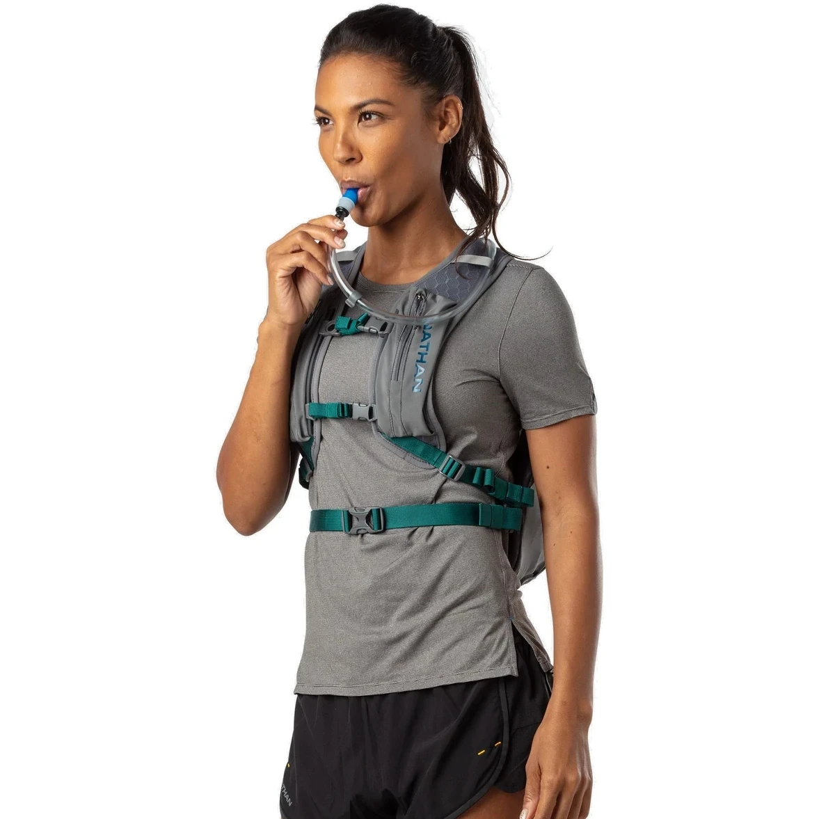 Nathan Sports Crossover Pack - 10L - Charcoal / Marine Blue 7 Nathan Sports Crossover Pack - 10L - Charcoal / Marine Blue - Image 7