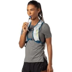 Nathan Sports Crossover Pack - 5L Hydration Pack - Vapor Grey / Finish Lime -RunGear Elite nathan sports crossover pack 5l vapor grey sinish lime 7 1231196