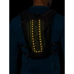 Nathan Sports Laser Light 3L Hydration Pack - Black / High Vis Yellow 12 Nathan Sports Laser Light 3L Hydration Pack - Black / High Vis Yellow -RunGear Elite nathan sports laser light 3 l hydration pack black high vis yellow 4 1538835