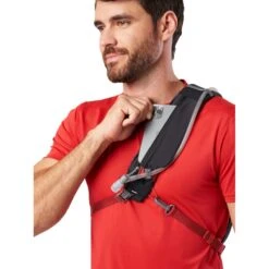 Nathan Sports Run Sling 8L Running Backpack - Black/Ribbon Red -RunGear Elite nathan sports limitless 8l running backpack black ribbon red 10 10 1431545