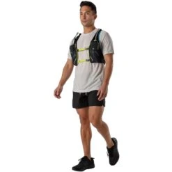 Nathan Sports Pinnacle 4L Hydration Pack - Estat Blue/Ribbon Red -RunGear Elite nathan sports pinnacle 4l hydration pack estate blue ribbon red 8 1391640