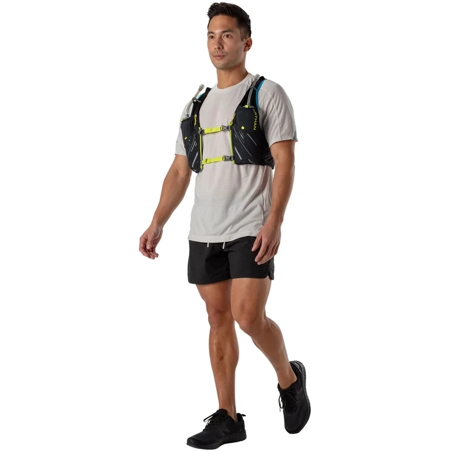 Nathan Sports Pinnacle 4L Hydration Pack - Black / Finish Lime 5 Nathan Sports Pinnacle 4L Hydration Pack - Black / Finish Lime - Image 5