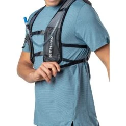 Nathan Sports Quick Start 2.0 Hydration Pack - 3L - Gravity Gray / Refletive Silver 16 Nathan Sports Quick Start 2.0 Hydration Pack - 3L - Gravity Gray / Refletive Silver -RunGear Elite nathan sports quick start 3l gravity gray reflective silver 4 1234393