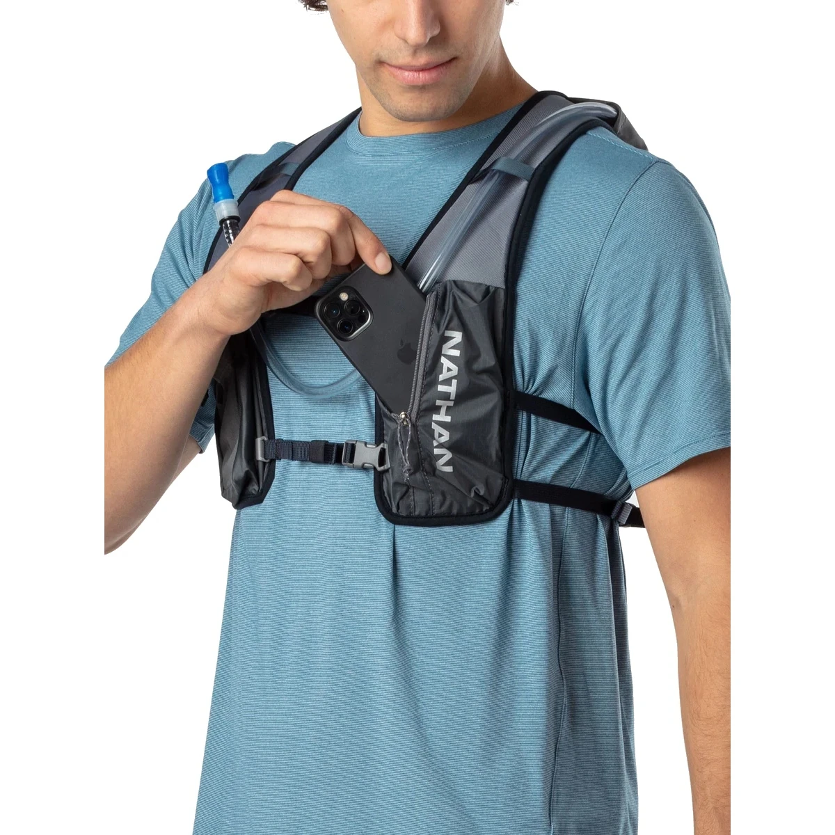Nathan Sports Quick Start 2.0 Hydration Pack - 3L - Gravity Gray / Refletive Silver 8 Nathan Sports Quick Start 2.0 Hydration Pack - 3L - Gravity Gray / Refletive Silver - Image 8