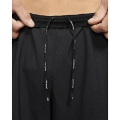Nike AeroSwift Men's 4" Running Shorts - Black/white CJ7840-010 -RunGear Elite nike aeroswift men s 4 running shorts black white cj7840 0103 1213886