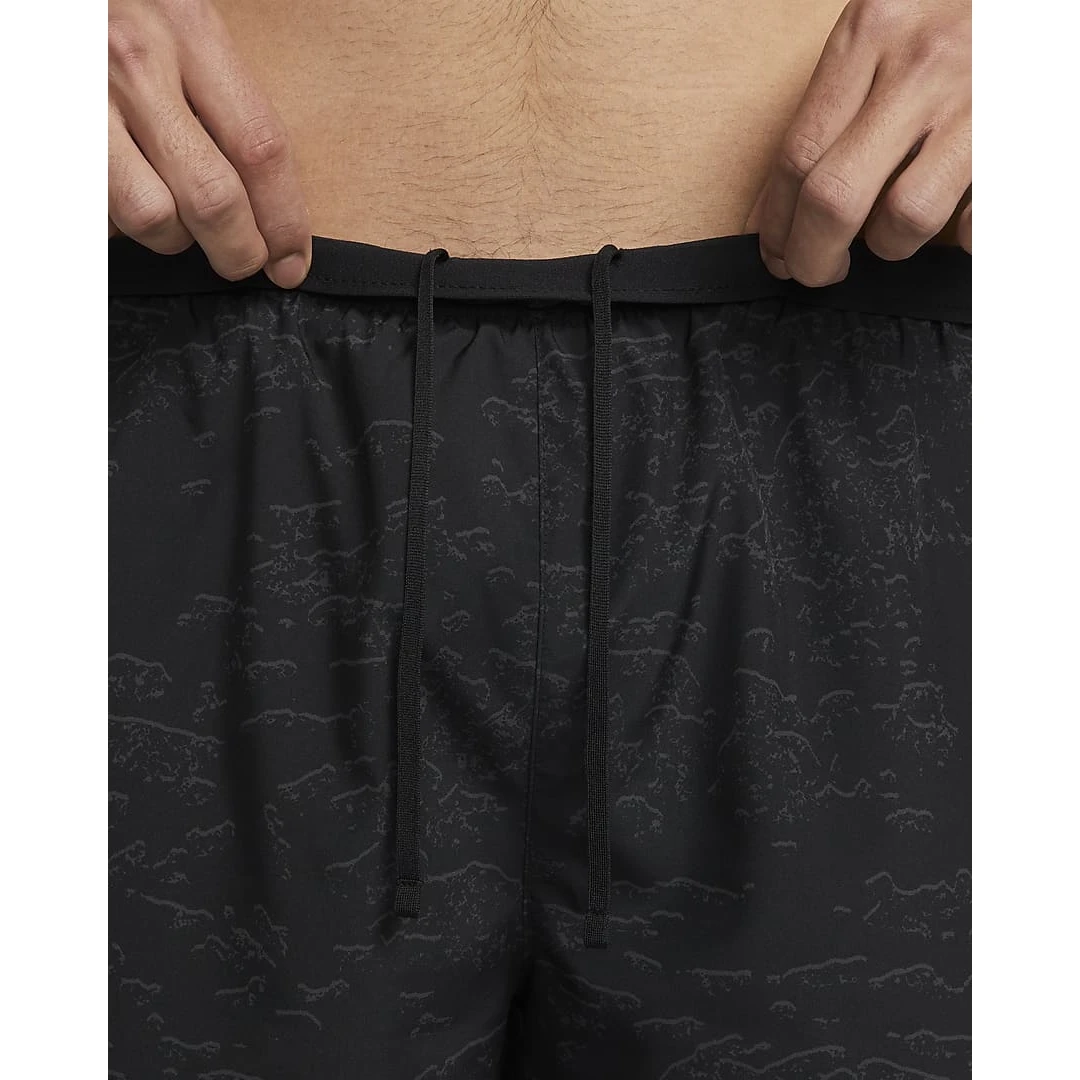 Nike Dri-FIT Run Division Challenger Running Shorts Men - Black/reflective Silver DV9265-010 3 Nike Dri-FIT Run Division Challenger Running Shorts Men - Black/reflective Silver DV9265-010 - Image 3