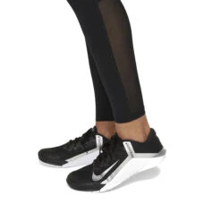 Nike Pro Mid-Rise Tights Women - Black/white CZ9779-010 -RunGear Elite nike pro womens tights black white cz9779 010 6 923584