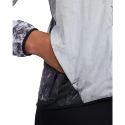 Nike Repel Trail Running Jacket Women - Black/black/photon Dust DX1041-011 -RunGear Elite nike repel womens trail running jacket black black photon dust dx1041 011 3 1519110