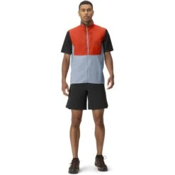 Norrona Senja Aero90 Vest Men - Arednalin/Blue Fog -RunGear Elite norrona senja aero90 herren weste arednalin blue fog model 1 1399810
