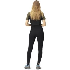 Norrona Senja Equaliser Stretch Tights Women - Caviar -RunGear Elite norrona senja equaliser stretch tights women caviar model 2 1399881