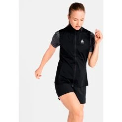 Odlo Zeroweight Warm Running Vest Women - Black -RunGear Elite odlo womens the zeroweight warm vest 313651 15000 black 3 1007072