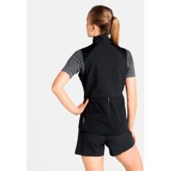 Odlo Zeroweight Warm Running Vest Women - Black -RunGear Elite odlo womens the zeroweight warm vest 313651 15000 black 4 1007073