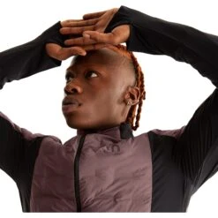 On Running On Climate Jacket Men - Grape & Black -RunGear Elite on climate jacket men grape black 6 1566955