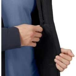 On Running On Insulator Jacket - Black & Navy 21 On Running On Insulator Jacket - Black & Navy -RunGear Elite on insulator jacket black navy 9 949977