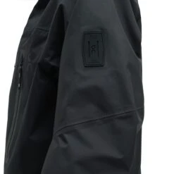 On Running On Storm Jacket - Black -RunGear Elite on storm jacket black 9 1301003