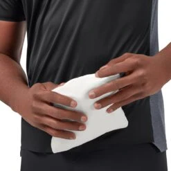 On Running On Waterproof Anorak Men - White -RunGear Elite on waterproof anorak white 10 950033