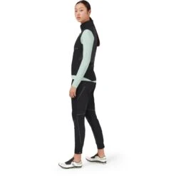 On Running On Weather Vest Women - Black -RunGear Elite on weather vest women black 3 949077