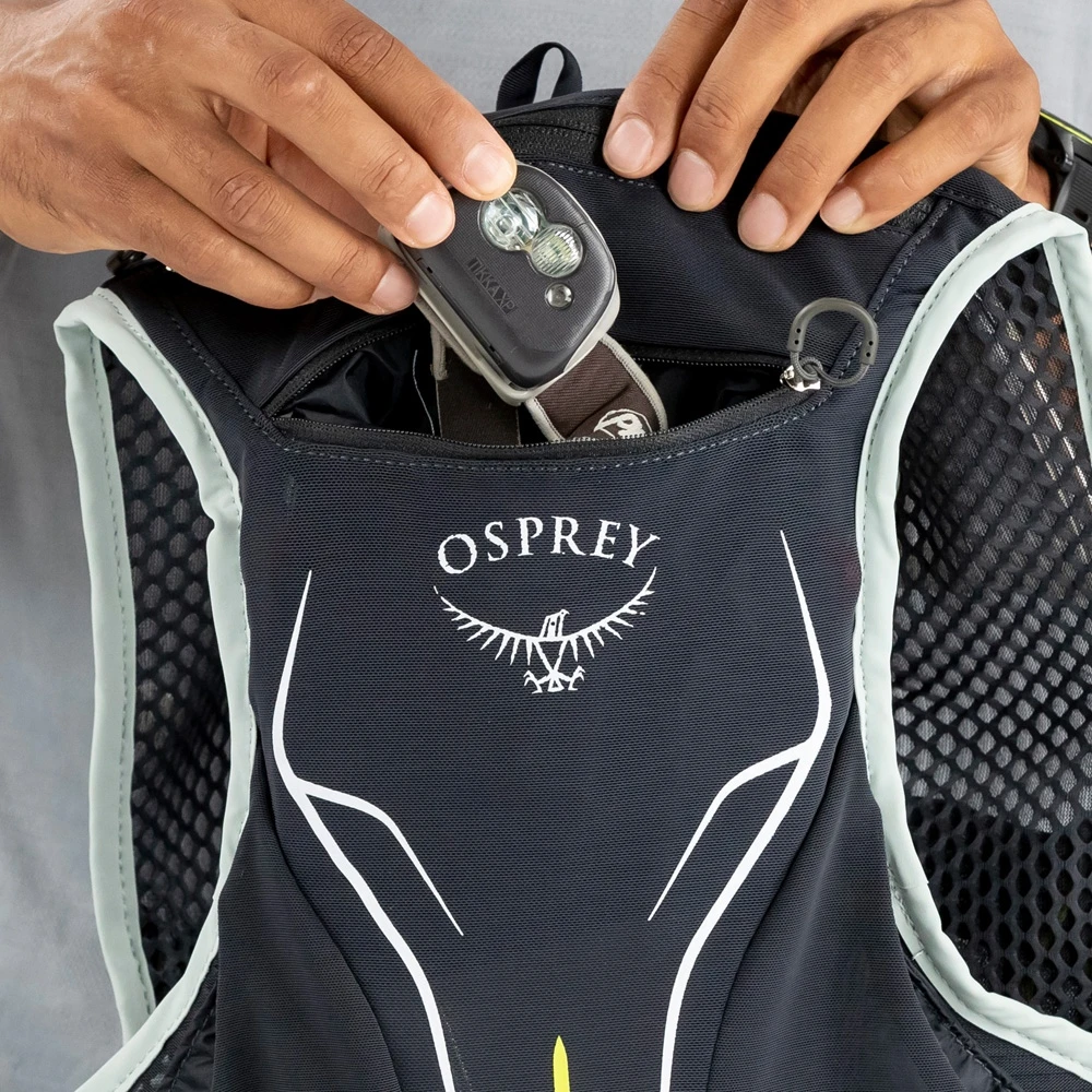 Osprey Duro 15 Running Backpack - Dark Charcoal Grey 6 Osprey Duro 15 Running Backpack - Dark Charcoal Grey - Image 6